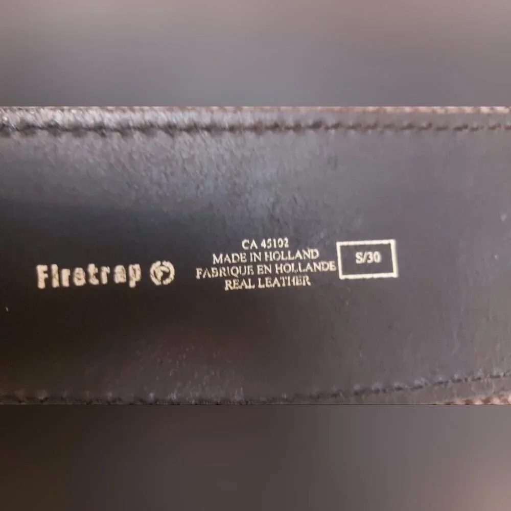 Red Black Wide Leather Waist Belt Size S 30 Vintage Statement Cincher - Picture 4 of 13